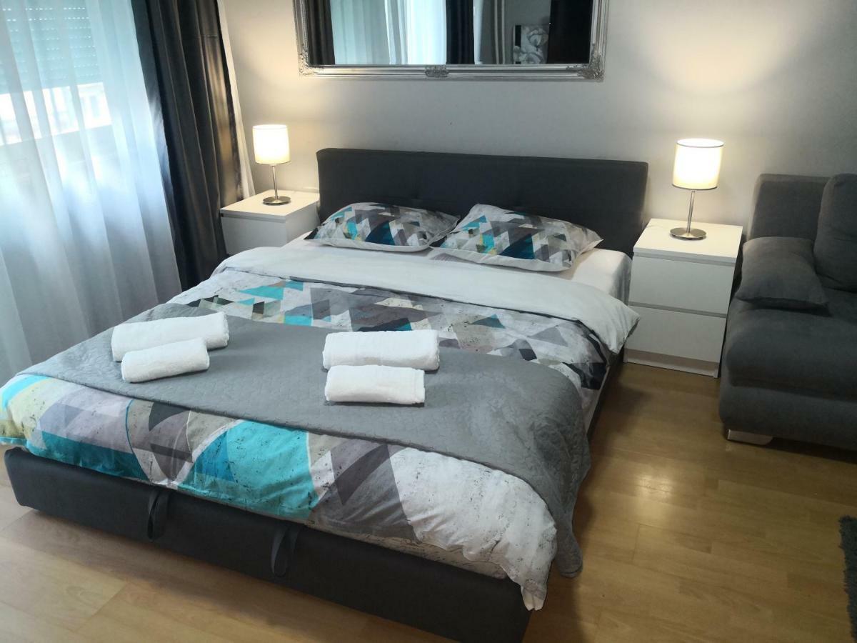 Contemporary Residence Ниш Экстерьер фото